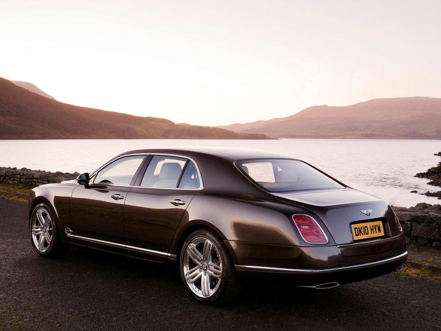  Bentley Mulsanne 2010 года  (UK) (фото 19 из 31)